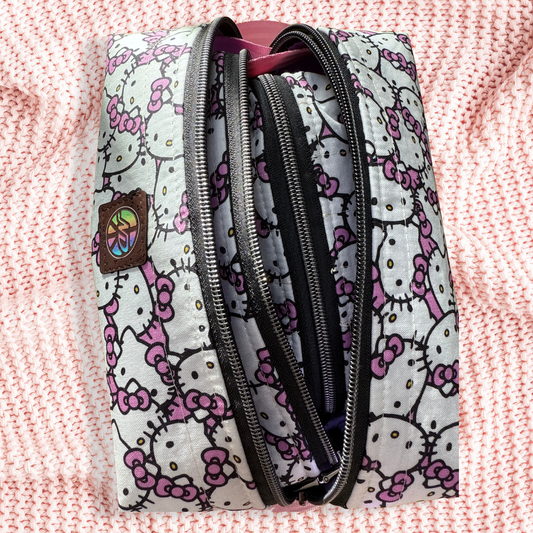 Kit Kat Bag- Organize with Ease!